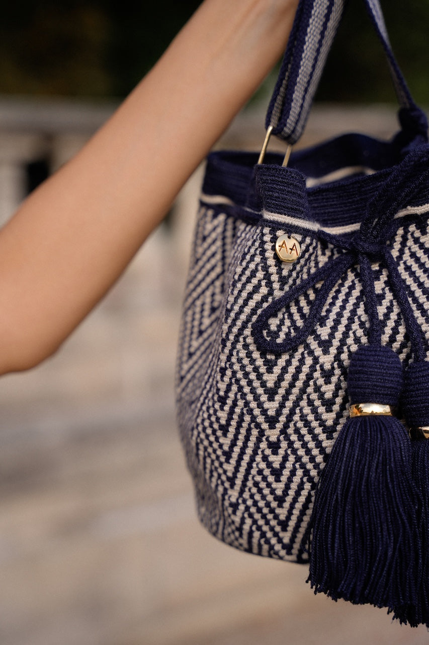 Escama Medium crossbody bucket bag - Navy & Beige Adjustable Strap