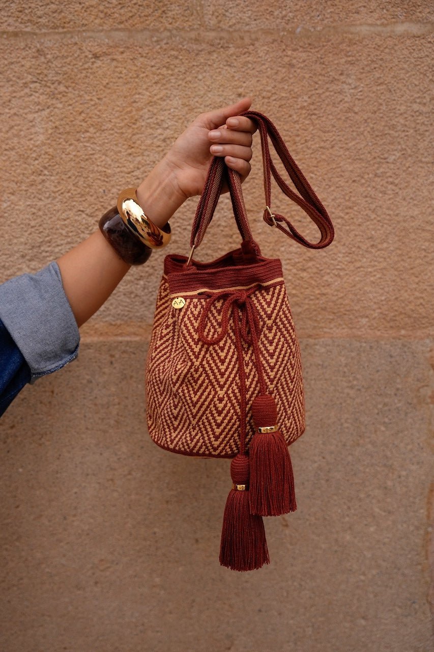 Escama · Grand · Terracotta & Sand