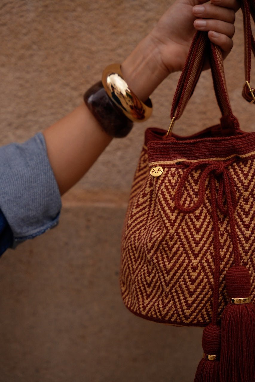 Escama · Grand · Terracotta & Sand