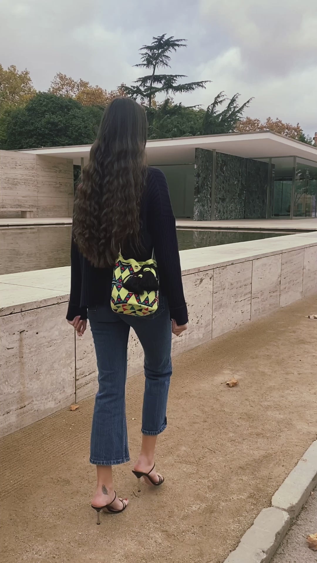 フルタ フレスカ ミディアム バケットバッグ マルチカラー ネオンレモン/グラスグリーン/フクシャ/ブラック