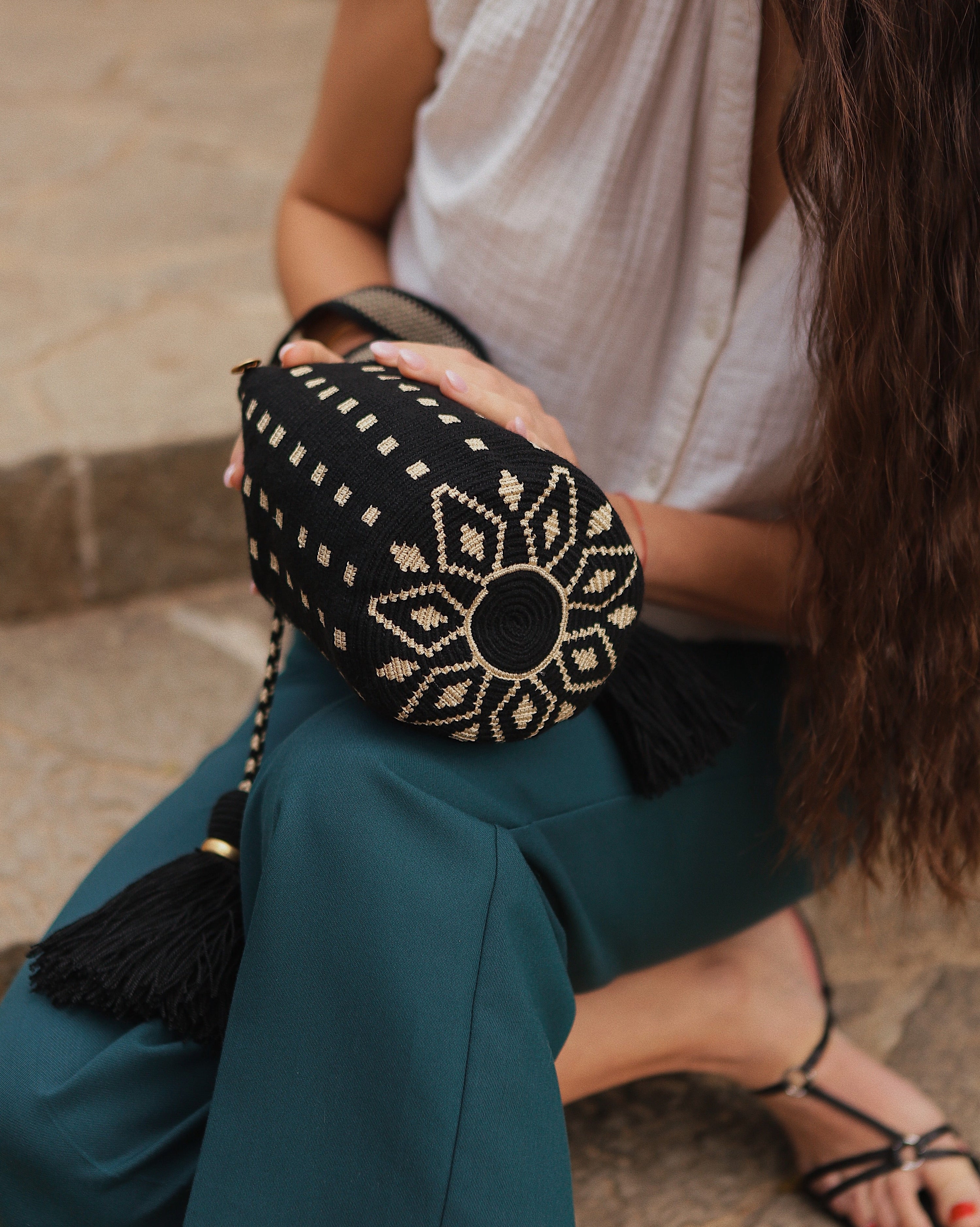 AALUNA: Redefining Bag Perfection - Aaluna