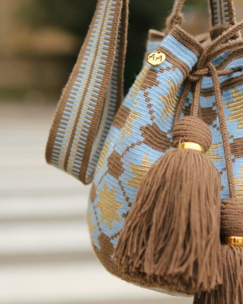 アアルナ |コロンビアのワユー族が手作りしたエシカルでシックなバッグ 