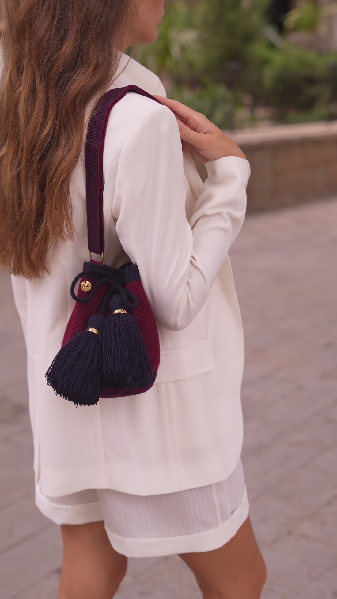 Sac seau Marina Petit Modèle - Bordeaux & Bleu Marine avec bandoulière réglable